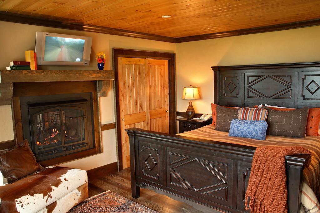 The Mountain Top Inn & Resort Chittenden エクステリア 写真